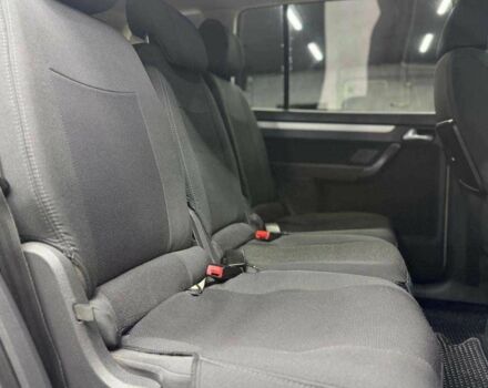 Серый Фольксваген Туран, объемом двигателя 2 л и пробегом 326 тыс. км за 7800 $, фото 15 на Automoto.ua