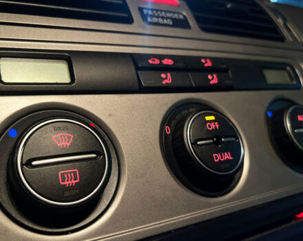 Серый Фольксваген Туран, объемом двигателя 1.9 л и пробегом 229 тыс. км за 8600 $, фото 19 на Automoto.ua