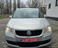 Серый Фольксваген Туран, объемом двигателя 1.6 л и пробегом 211 тыс. км за 7500 $, фото 3 на Automoto.ua