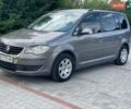 Серый Фольксваген Туран, объемом двигателя 1.9 л и пробегом 280 тыс. км за 6900 $, фото 1 на Automoto.ua