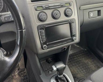 Сірий Фольксваген Туран, об'ємом двигуна 1.97 л та пробігом 243 тис. км за 10500 $, фото 1 на Automoto.ua