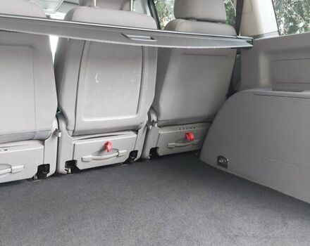 Сірий Фольксваген Туран, об'ємом двигуна 1.4 л та пробігом 232 тис. км за 7000 $, фото 38 на Automoto.ua