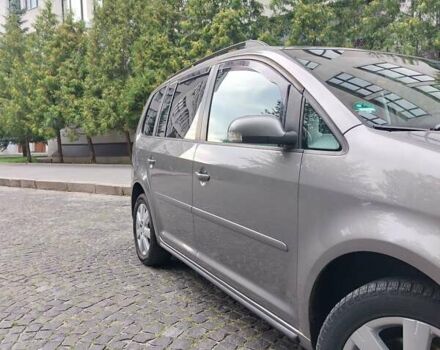 Сірий Фольксваген Туран, об'ємом двигуна 1.4 л та пробігом 232 тис. км за 7000 $, фото 9 на Automoto.ua