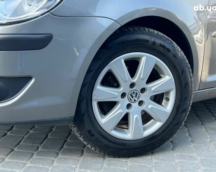 Серый Фольксваген Туран, объемом двигателя 1.6 л и пробегом 254 тыс. км за 7590 $, фото 13 на Automoto.ua