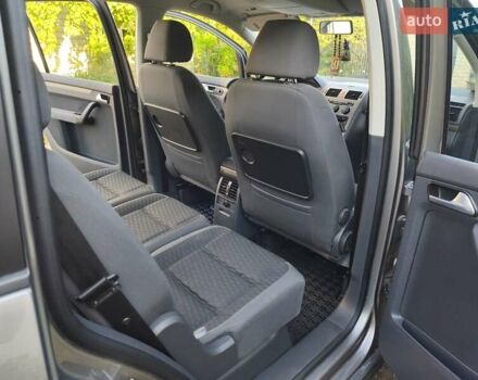 Серый Фольксваген Туран, объемом двигателя 1.39 л и пробегом 235 тыс. км за 8550 $, фото 12 на Automoto.ua