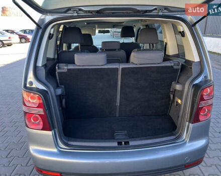 Серый Фольксваген Туран, объемом двигателя 1.4 л и пробегом 188 тыс. км за 6000 $, фото 34 на Automoto.ua