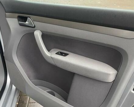 Сірий Фольксваген Туран, об'ємом двигуна 1.4 л та пробігом 179 тис. км за 5956 $, фото 6 на Automoto.ua