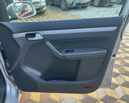 Сірий Фольксваген Туран, об'ємом двигуна 1.4 л та пробігом 220 тис. км за 8850 $, фото 20 на Automoto.ua