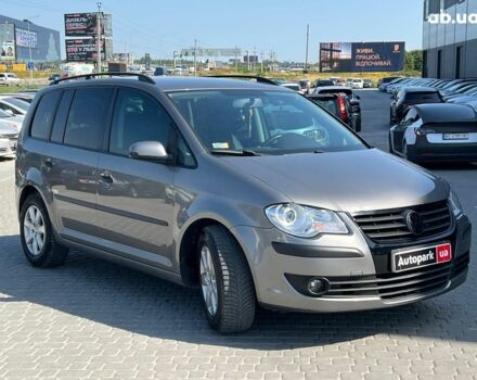 Серый Фольксваген Туран, объемом двигателя 1.6 л и пробегом 254 тыс. км за 7590 $, фото 11 на Automoto.ua