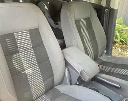 Серый Фольксваген Туран, объемом двигателя 2 л и пробегом 345 тыс. км за 5999 $, фото 4 на Automoto.ua