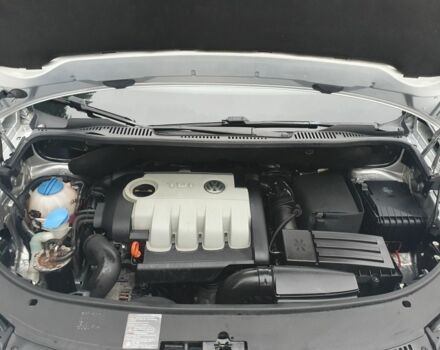 Сірий Фольксваген Туран, об'ємом двигуна 1.9 л та пробігом 224 тис. км за 8990 $, фото 6 на Automoto.ua