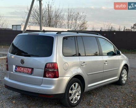 Серый Фольксваген Туран, объемом двигателя 1.6 л и пробегом 236 тыс. км за 8200 $, фото 20 на Automoto.ua