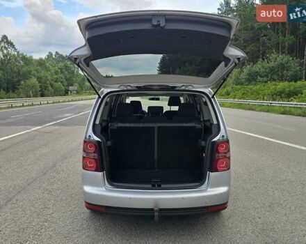 Серый Фольксваген Туран, объемом двигателя 2 л и пробегом 237 тыс. км за 9699 $, фото 33 на Automoto.ua