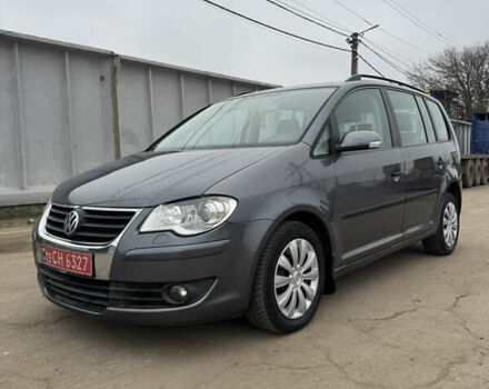 Сірий Фольксваген Туран, об'ємом двигуна 1.4 л та пробігом 185 тис. км за 7500 $, фото 2 на Automoto.ua