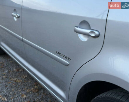 Серый Фольксваген Туран, объемом двигателя 1.6 л и пробегом 236 тыс. км за 8200 $, фото 17 на Automoto.ua