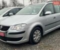 Серый Фольксваген Туран, объемом двигателя 1.6 л и пробегом 250 тыс. км за 8000 $, фото 1 на Automoto.ua
