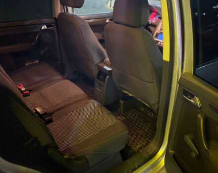 Серый Фольксваген Туран, объемом двигателя 1.9 л и пробегом 229 тыс. км за 8600 $, фото 23 на Automoto.ua