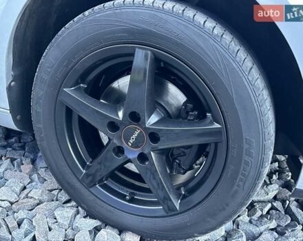 Серый Фольксваген Туран, объемом двигателя 1.4 л и пробегом 142 тыс. км за 8650 $, фото 36 на Automoto.ua