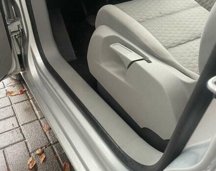 Сірий Фольксваген Туран, об'ємом двигуна 1.4 л та пробігом 179 тис. км за 5956 $, фото 3 на Automoto.ua