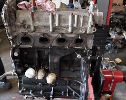 Сірий Фольксваген Туран, об'ємом двигуна 1.4 л та пробігом 232 тис. км за 7000 $, фото 41 на Automoto.ua