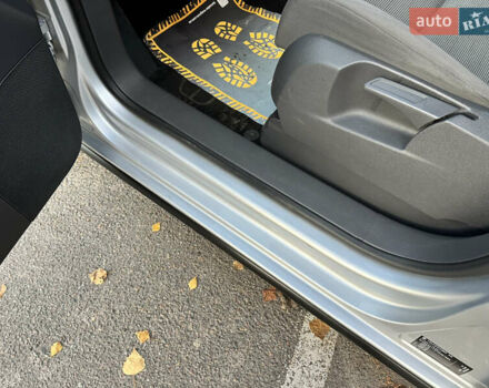 Сірий Фольксваген Туран, об'ємом двигуна 1.6 л та пробігом 196 тис. км за 8199 $, фото 44 на Automoto.ua