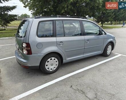 Сірий Фольксваген Туран, об'ємом двигуна 1.9 л та пробігом 263 тис. км за 8500 $, фото 12 на Automoto.ua