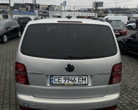 Серый Фольксваген Туран, объемом двигателя 2 л и пробегом 326 тыс. км за 7600 $, фото 3 на Automoto.ua