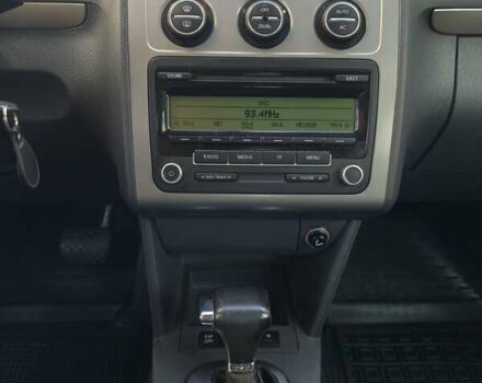 Серый Фольксваген Туран, объемом двигателя 1.39 л и пробегом 235 тыс. км за 8550 $, фото 8 на Automoto.ua