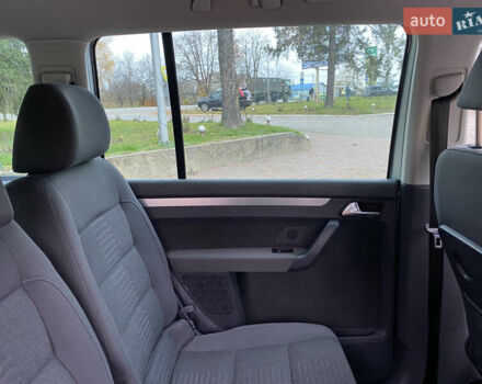 Сірий Фольксваген Туран, об'ємом двигуна 1.4 л та пробігом 187 тис. км за 7600 $, фото 11 на Automoto.ua