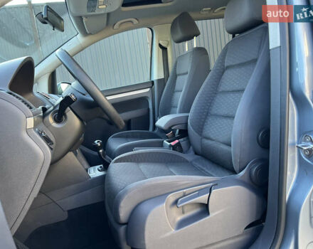 Серый Фольксваген Туран, объемом двигателя 1.4 л и пробегом 188 тыс. км за 6000 $, фото 72 на Automoto.ua