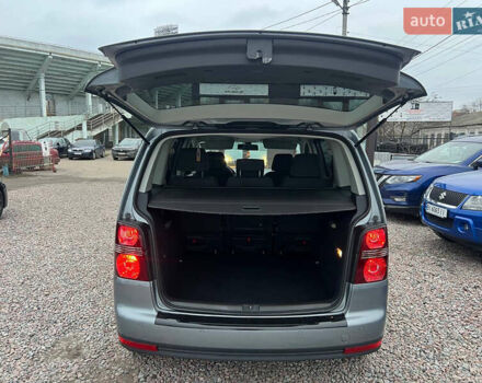 Серый Фольксваген Туран, объемом двигателя 1.4 л и пробегом 189 тыс. км за 7700 $, фото 7 на Automoto.ua