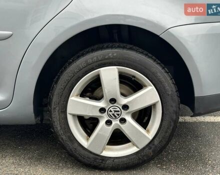 Серый Фольксваген Туран, объемом двигателя 1.39 л и пробегом 263 тыс. км за 6290 $, фото 14 на Automoto.ua