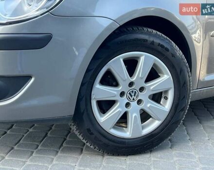 Сірий Фольксваген Туран, об'ємом двигуна 1.6 л та пробігом 254 тис. км за 7590 $, фото 13 на Automoto.ua