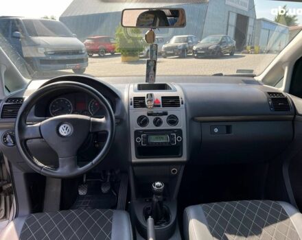 Серый Фольксваген Туран, объемом двигателя 1.6 л и пробегом 254 тыс. км за 7590 $, фото 31 на Automoto.ua