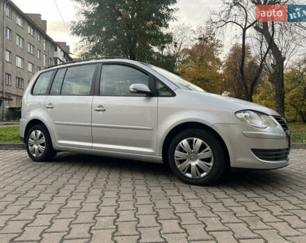 Сірий Фольксваген Туран, об'ємом двигуна 1.4 л та пробігом 193 тис. км за 6500 $, фото 26 на Automoto.ua