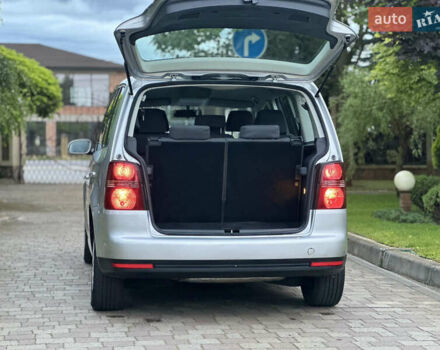 Серый Фольксваген Туран, объемом двигателя 1.6 л и пробегом 211 тыс. км за 7450 $, фото 20 на Automoto.ua