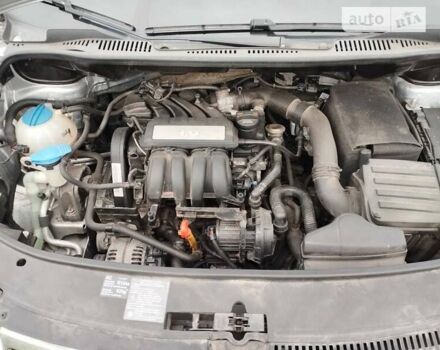 Сірий Фольксваген Туран, об'ємом двигуна 0 л та пробігом 186 тис. км за 8050 $, фото 43 на Automoto.ua