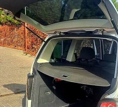 Серый Фольксваген Туран, объемом двигателя 1.4 л и пробегом 317 тыс. км за 7500 $, фото 6 на Automoto.ua