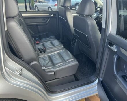 Сірий Фольксваген Туран, об'ємом двигуна 1.4 л та пробігом 220 тис. км за 8850 $, фото 11 на Automoto.ua