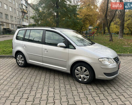 Сірий Фольксваген Туран, об'ємом двигуна 1.4 л та пробігом 193 тис. км за 6500 $, фото 28 на Automoto.ua