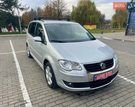 Серый Фольксваген Туран, объемом двигателя 1.6 л и пробегом 220 тыс. км за 8600 $, фото 18 на Automoto.ua