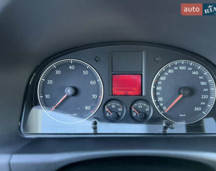 Серый Фольксваген Туран, объемом двигателя 1.4 л и пробегом 175 тыс. км за 7500 $, фото 17 на Automoto.ua