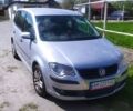 Сірий Фольксваген Туран, об'ємом двигуна 1.9 л та пробігом 275 тис. км за 6000 $, фото 1 на Automoto.ua