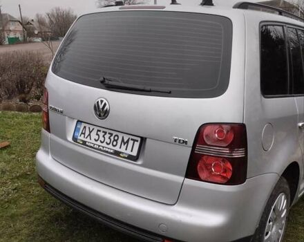 Сірий Фольксваген Туран, об'ємом двигуна 1.9 л та пробігом 257 тис. км за 8600 $, фото 6 на Automoto.ua