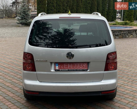 Сірий Фольксваген Туран, об'ємом двигуна 1.4 л та пробігом 187 тис. км за 7600 $, фото 5 на Automoto.ua