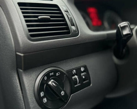 Серый Фольксваген Туран, объемом двигателя 1.4 л и пробегом 240 тыс. км за 6800 $, фото 7 на Automoto.ua