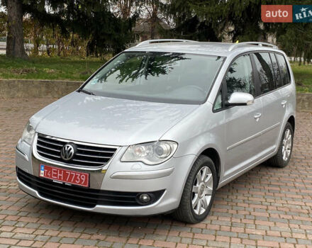 Сірий Фольксваген Туран, об'ємом двигуна 1.4 л та пробігом 187 тис. км за 7600 $, фото 1 на Automoto.ua