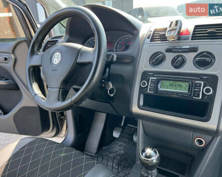 Сірий Фольксваген Туран, об'ємом двигуна 1.6 л та пробігом 254 тис. км за 7590 $, фото 34 на Automoto.ua