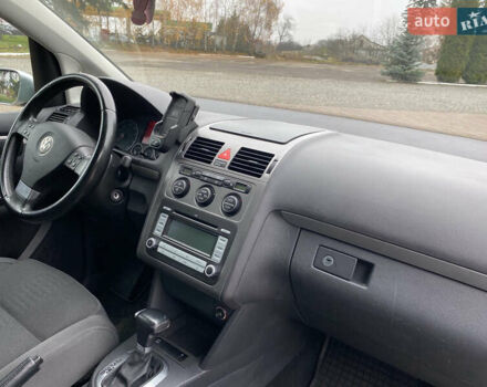 Сірий Фольксваген Туран, об'ємом двигуна 1.4 л та пробігом 187 тис. км за 7600 $, фото 8 на Automoto.ua