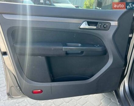 Сірий Фольксваген Туран, об'ємом двигуна 1.6 л та пробігом 254 тис. км за 7590 $, фото 14 на Automoto.ua